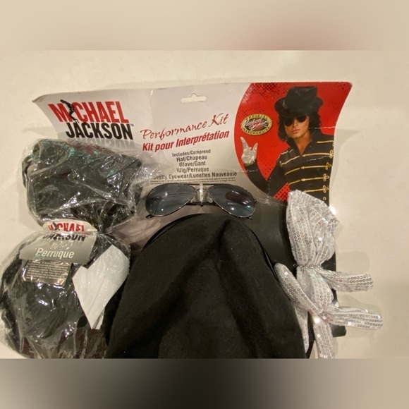 Michael Jackson Performance Kit - Costume Accessories - Dress Up - Picture 2 of 8